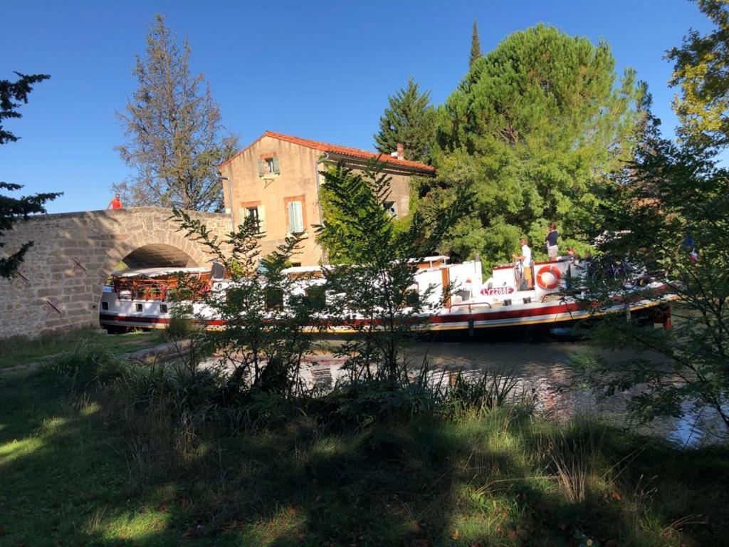 מלון Ouveillan Le Relais De Pigasse מראה חיצוני תמונה